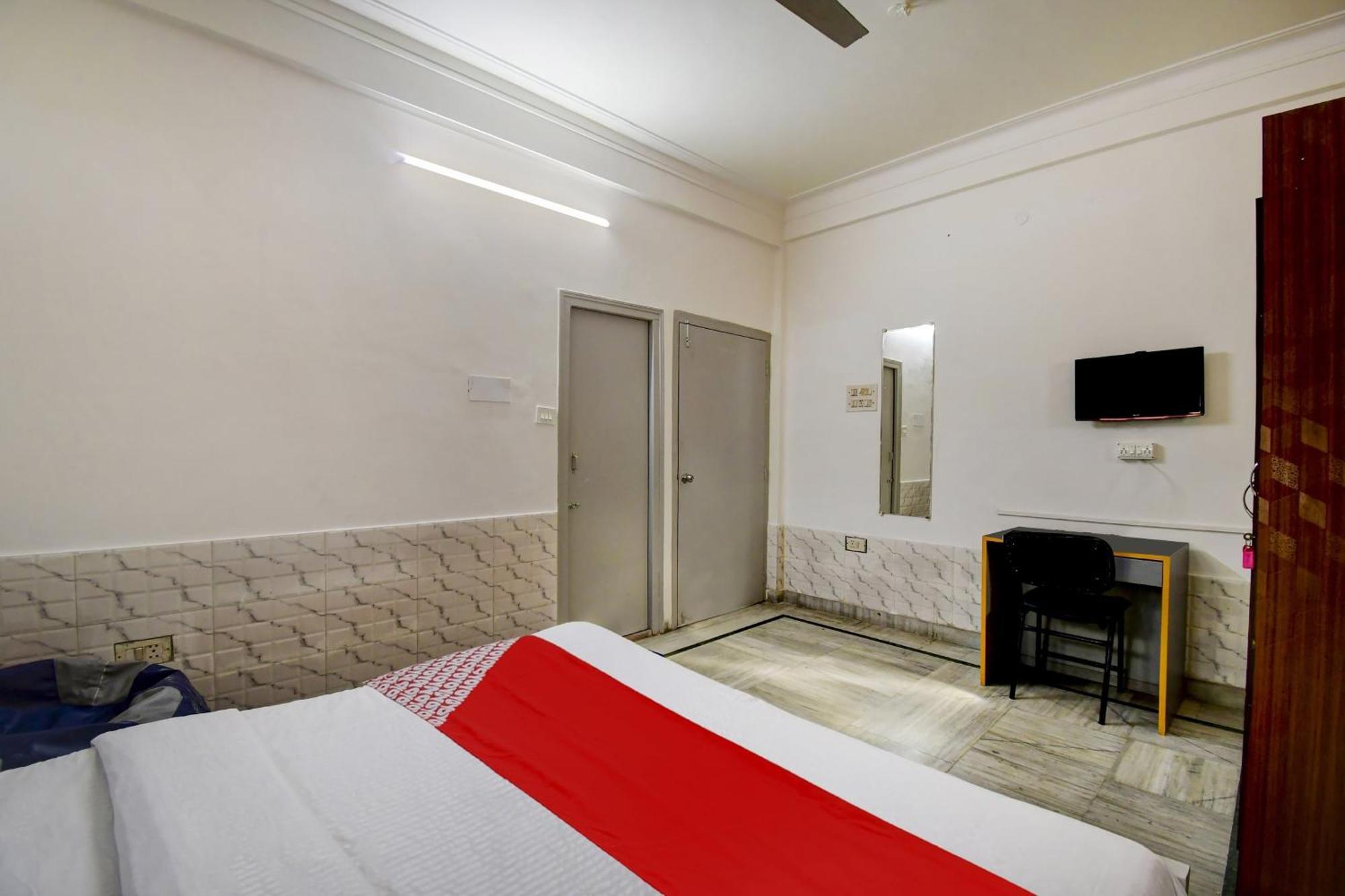 Super Oyo Hotel O Fantasy Stay Vibe Calcutta Buitenkant foto